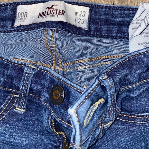 Hollister Skinny Jeans - Picture 2 of 2